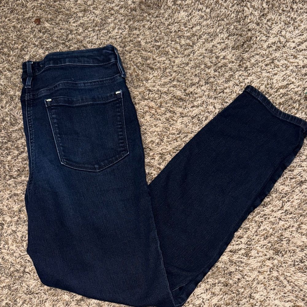 NOT AVAILABLE - Picture 4 of 4